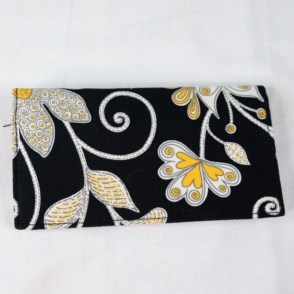 Vera‎ Bradley Checkbook Cover Womens Black Yellow Bird Floral Excellent retired - Picture 2 of 3
